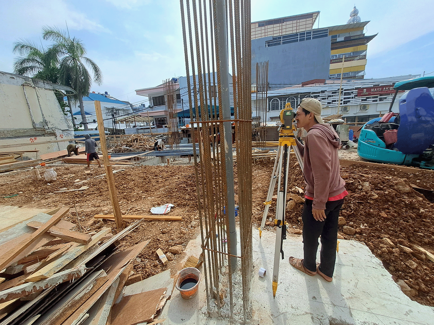 Sewa Scaffolding dan Jasa Ukur Tanah by AMBAJA